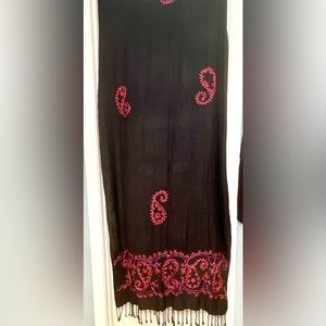 Stunning Ladies Pashmina Scarf Wrap Black with Pink Embroidery Tassles 64X84